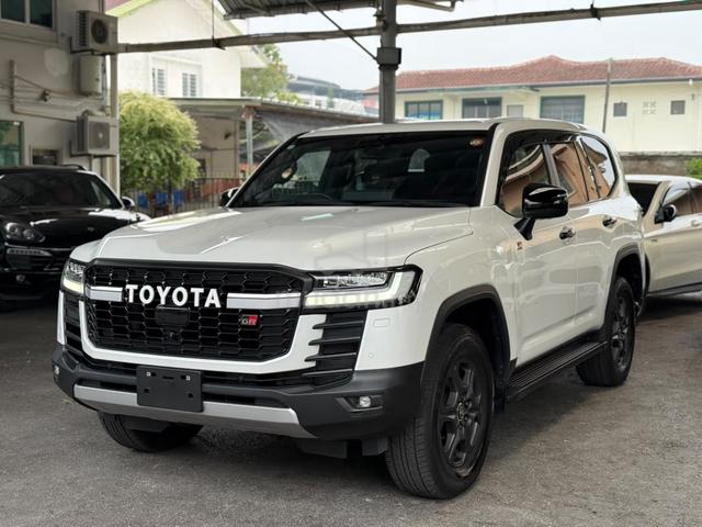2024 Toyota Land Cruiser 300 GR-Sport 3.5 Petrol - 2