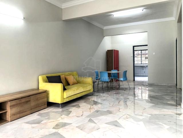 Bukit Rahman Putra, Sungai Buloh - 2-Storey Terrace House for Rent 1