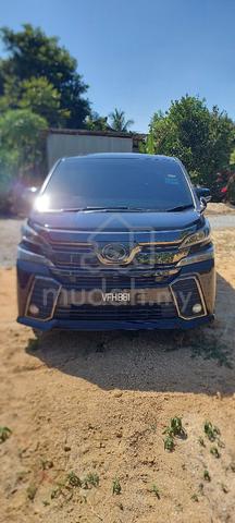 2017 Toyota VELLFIRE 2.5 Z GOLDEN EYES (A) - 1
