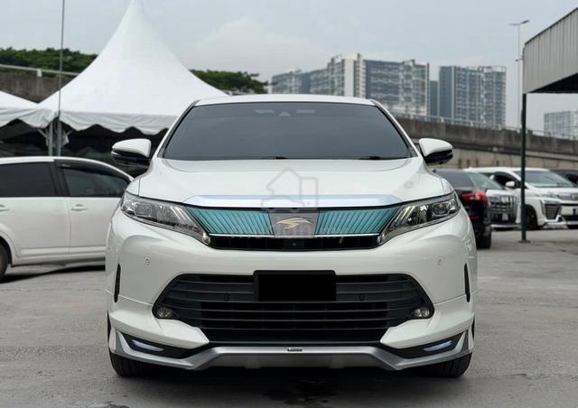 PANORAMIC SUNROOF 2019 Toyota HARRIER 2.0 PREMIUM - 3