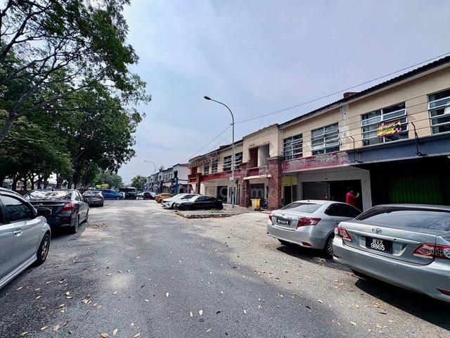 Facing Mainroad_DOUBLE STOREY SHOPLOT SG KAPAR INDAH,KLANG 1