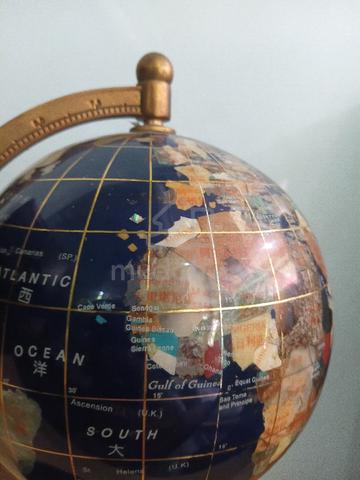 Gemstone world globe - photo 6 of 6