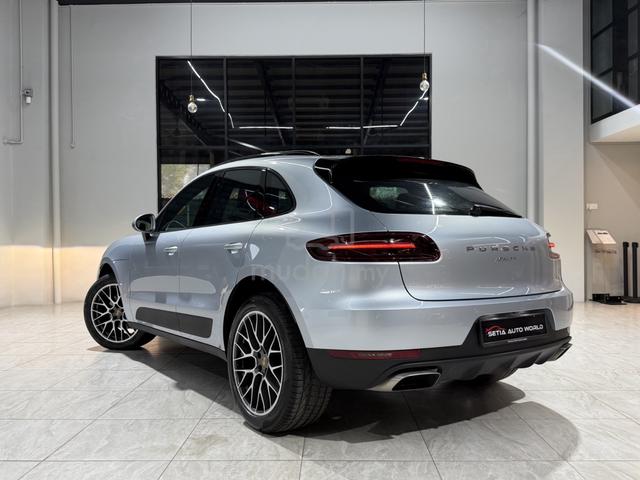 2015 Porsche MACAN 2.0 LOW MILEAGE LADY OWNER - 4