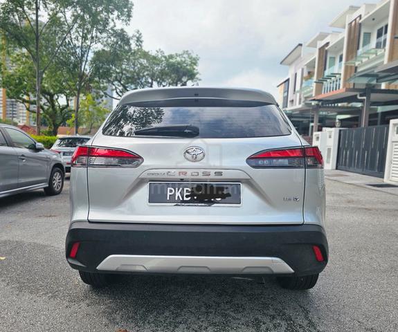 2022 Toyota COROLLA CROSS 1.8 V (A)ONE OWNER - 4