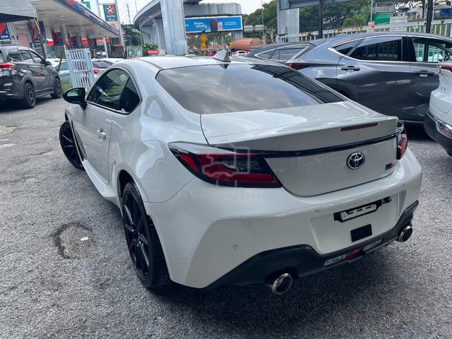 2024 Toyota GR86 2.4 RZ (2k Milleage) 5A - 3
