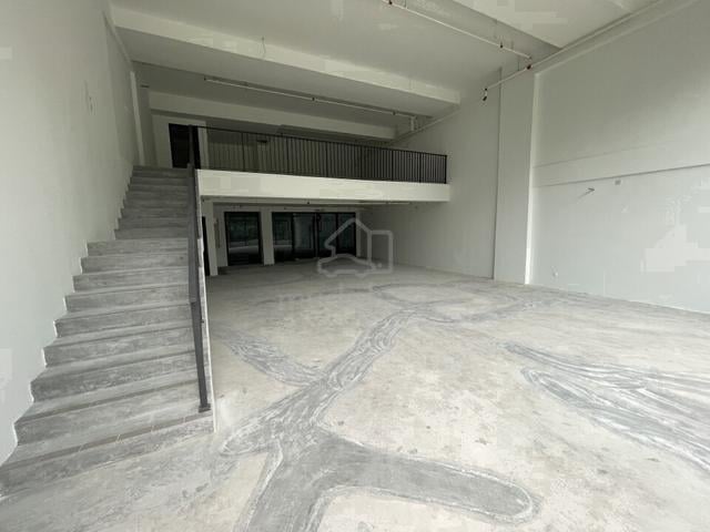 FREEHOLD Bandar Bukit Raja Klang 1.5sty Factory Shop Warehouse Office 1
