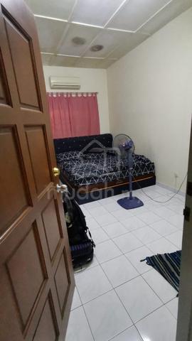 Townhouse TAMAN SAGA AMPANG - House for sale in Ampang, Selangor