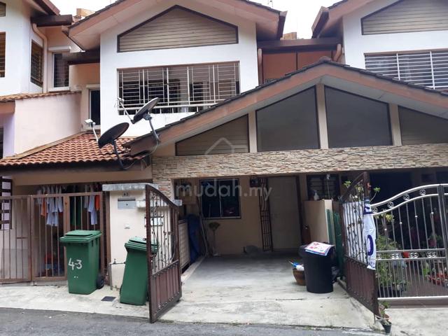 Townhouse Taman Amansiara Selayang | 1,204 sqft | Private & Not Facing 1