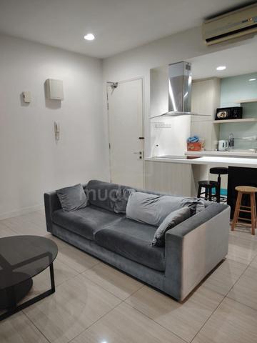 Eve Suite / NZX Square 1