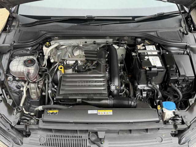2022 Volkswagen GOLF 1.4 TSI R-LINE (A) - 5