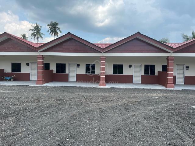Single storey terrace house at Kg Gebok Mantin 1