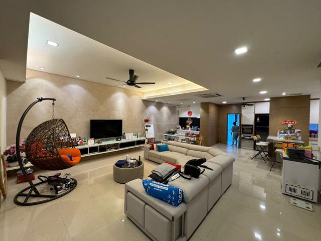 [Renovated] Triple Storey Semi D, Saffron, Puteri Heights, Rawang 1