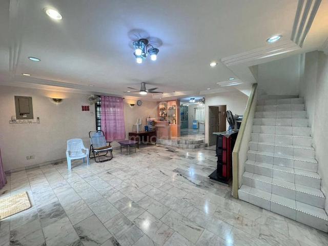 Taman Sri Putri / Jalan Emas/ Skudai / Corner Lot / Below Market 1