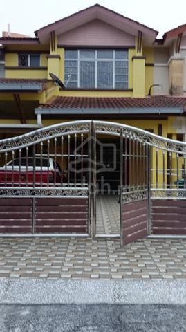 Taman puncak utama jade hills / Double storey House 1
