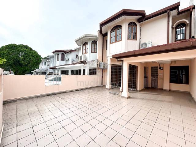 FREEHOLD Double Storey House USJ 2 Subang Jaya 22 x75 1