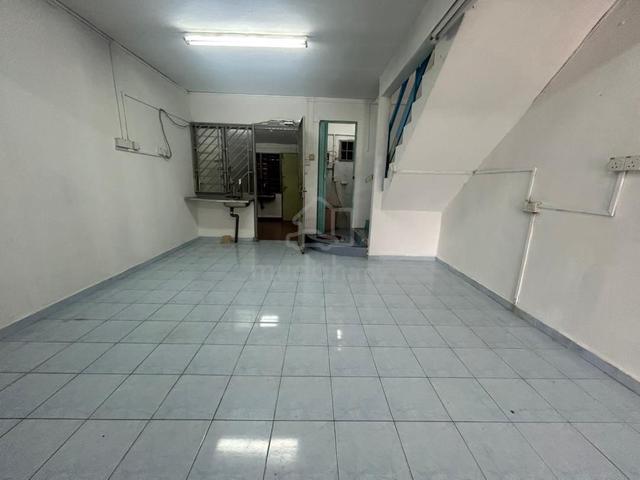 Low Cost 2sty house desa Cemerlang jln ara 1