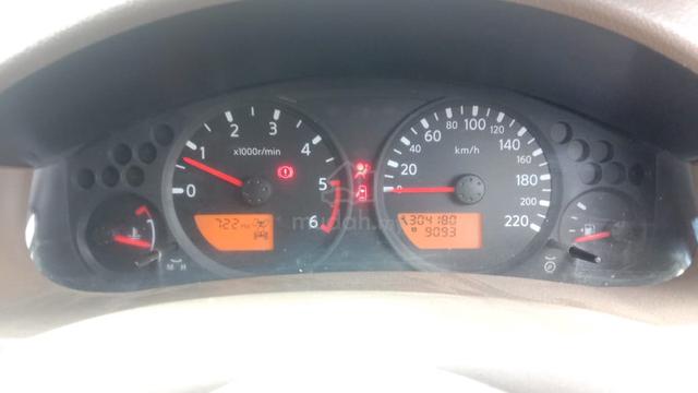 2010 Nissan NAVARA 2.5 SE (M) - 4