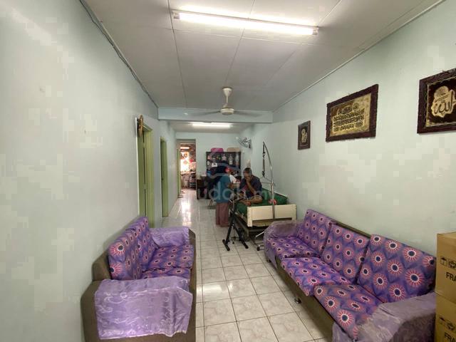 (Freehold,Non Bumi)Teres Setingkat, Fasa 7, Bdr Tasik Kesuma,Beranang 1