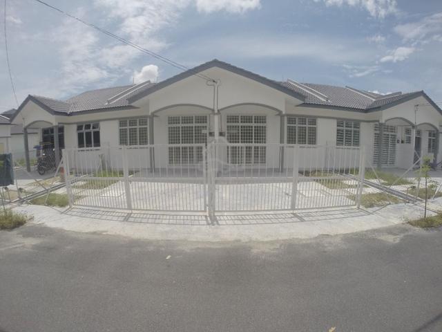 Rumah Teres Setingkat di Bandar Pasir Puteh Untuk Dijual 1