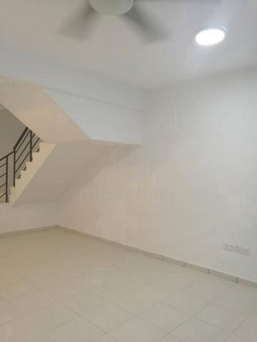 Double Storey house for sale Taman Scientex near Econsave 4