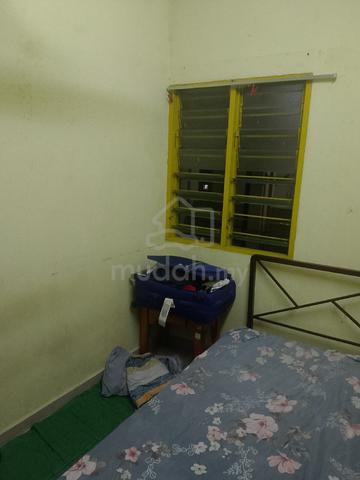 Room is available hear of Malaysia KL Sentral 1