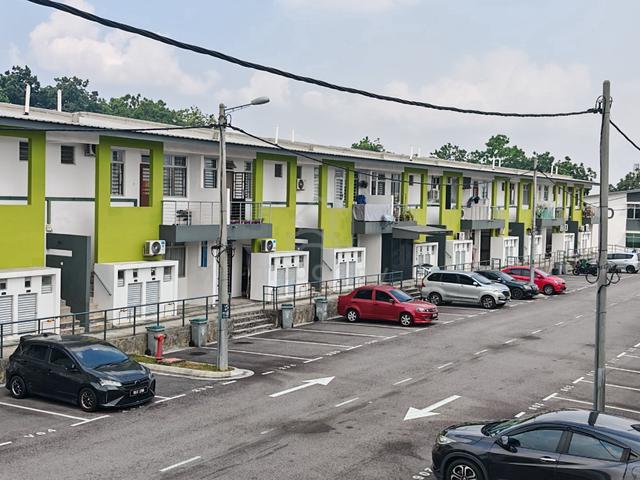 Taman Impian Emas 1