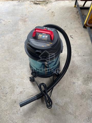 TIXX Vacuum Cleaner (Wet & Dry) - photo 2 of 3