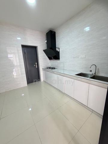 Tampoi Laman Harmoni Double storey 4 Bed Partial furnished Citi View 1