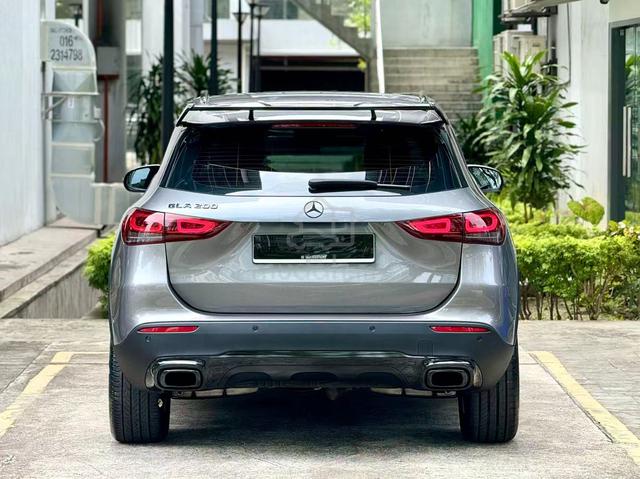 Mercedes Benz GLA200 1.3 AMG Turbo F/Lift F/SerRec - 2