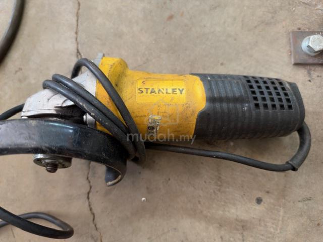USED 4" Angle Grinder Bosch & Stanley  - B1F1 - photo 2 of 2