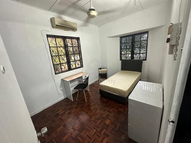 Double Story Corner House Girls Room for Rent Sunway PJS Subang Jaya 1
