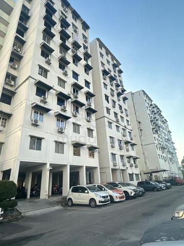 Pinang Court 2 1