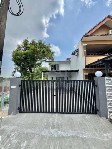 Double Storey Low Cost Endlot @ 94 Jalan Geharu 8, Taman Rinting Masai 1