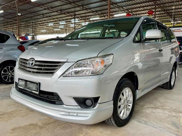 2015 Toyota INNOVA 2.0 E (A)/ GOOD CONDITION - 3