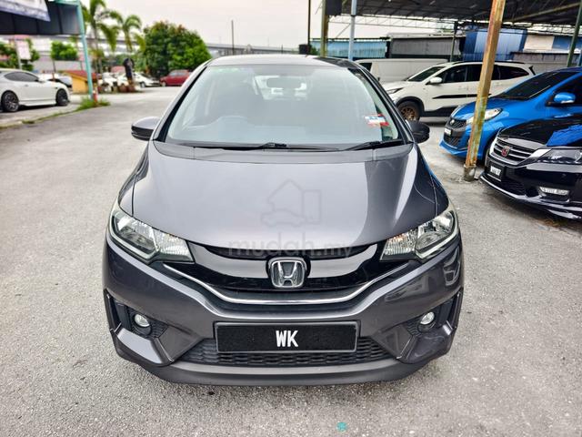 2015 Honda JAZZ 1.5 V (A) LOAN SENANG !! - 2