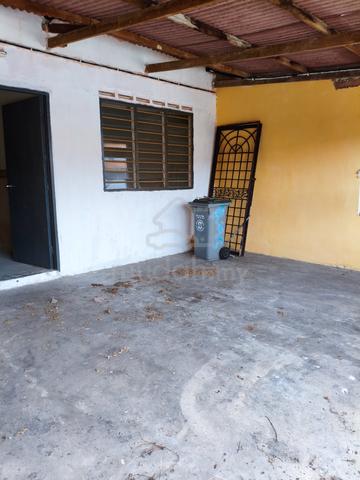 Teres setingkat Merlimau Murah,nego 3