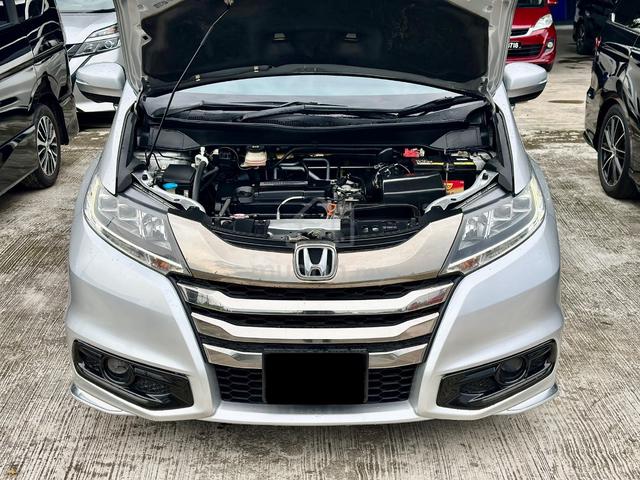 ( 2018 Reg Absolute) 2014 Honda ODYSSEY 2.4 RC1 - 5