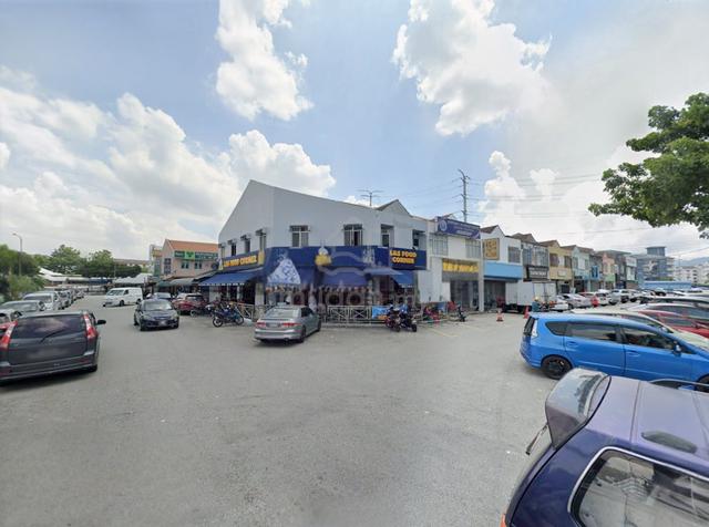 Cheap Nice 3 Storey Shoplot at Taman Cahaya Indah for Sale 1
