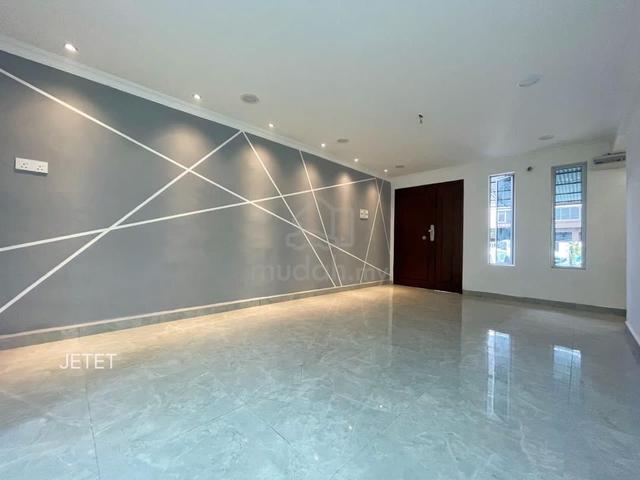 Desawan Klang 2 Storey House Fully Renovated Extended Full Loan 1