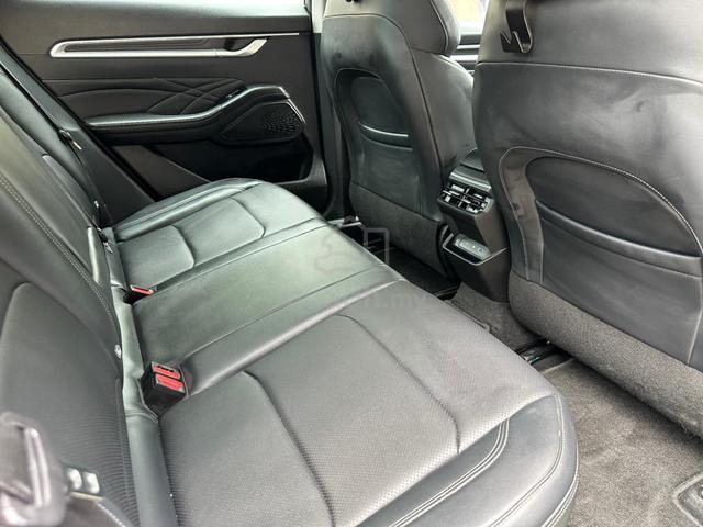 2024 Proton S70 1.5 FLAGSHIP MY23 (A) MUKA 0 - 4
