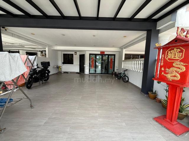Kulai Indahpura double storey 22x70 extended freehold 1