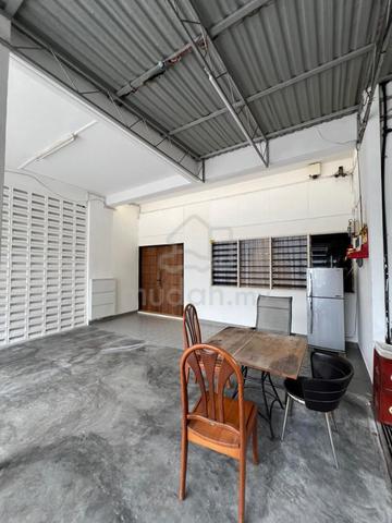 Double terrace , georgetown , concrete , 1622sf 1
