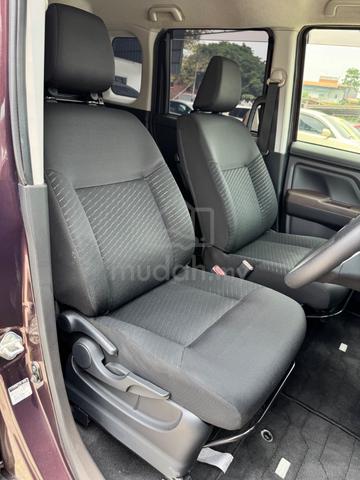 Toyota Tank Mini MPV Power Door Keyless Push Start - 2