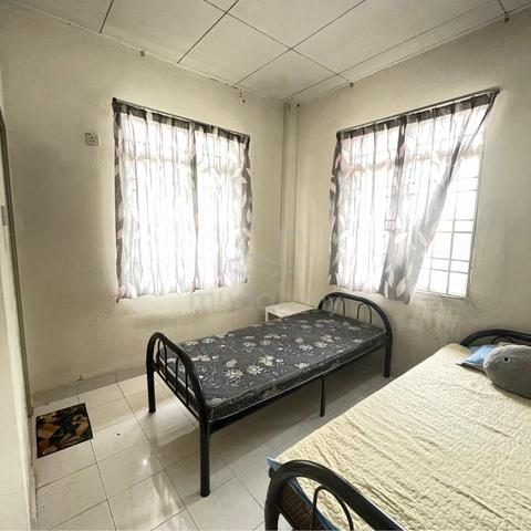 Masterbedroom Apartment Sri Ixora Seksyen 27 Alam Megah Shah Alam 1