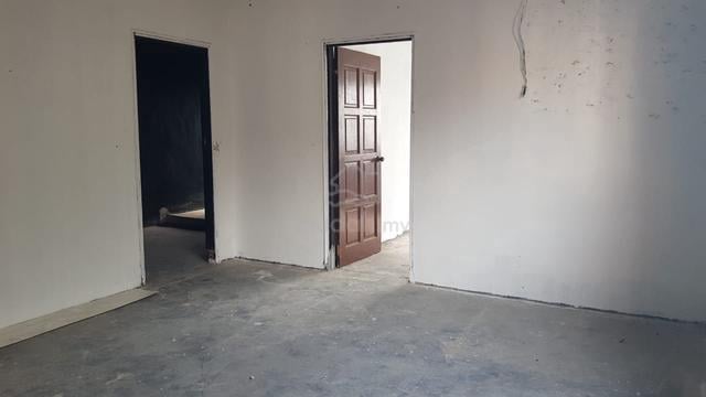 2nd Floor Shop Lot Dedap Johor Jaya 1