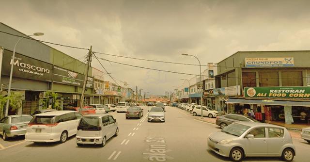2-storey intermediate shop for sale 1