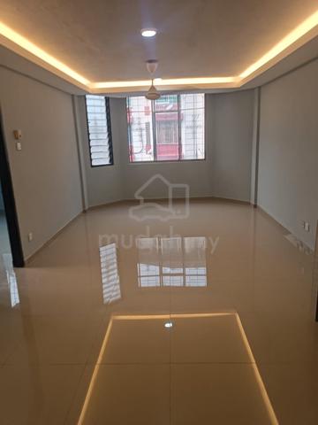 Rampai Court 1