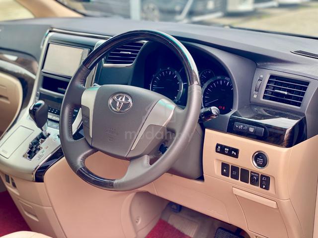 2014 Toyota ALPHARD 3.5 FACELIFT SUNROF PILOT-SEAT - 2