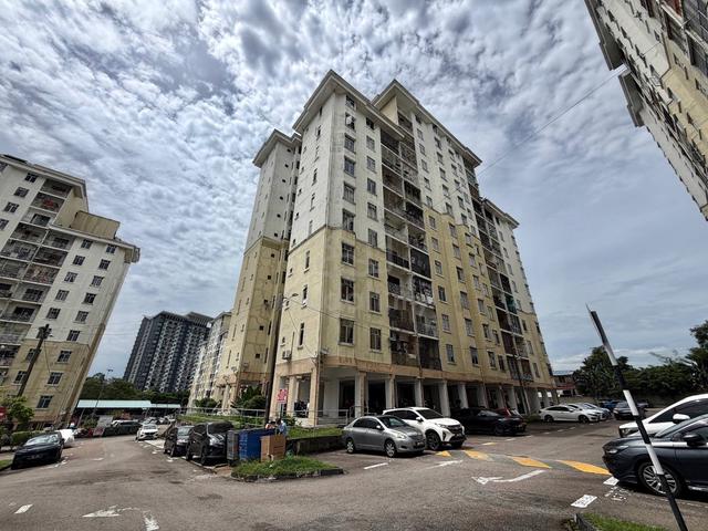 Larkin Idaman Apartment 1