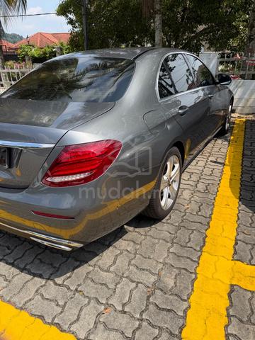 2018 Mercedes Benz E200 2.0 AVANTGARDE (CKD) (A) - 2